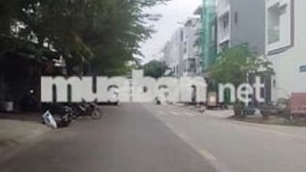 Chỗ gửi Bán căn nhà mặt tiền khu dân cư 38 ha 4,5 x 20 một trệt ba lầu