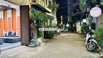 Nhà mặt tiền kinh doanh 3 phòng ngủ full nội thất đường Phạm Văn Chiêu