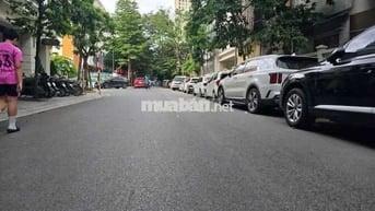 Tôi cần bán nhà Liền Kề Nguyễn Tuân 6tầng thang máy full nội thất