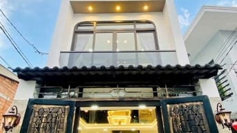 Bán nhà đẹp TRẦN PHÚ, Phường 4 Quận 5 – 1 trệt 2 lầu, 5PN, DT 88,2m2