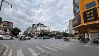 Tôi cần mặt phố Vạn Phúc Hà Đông, 9tầng thang máy full nội thất.