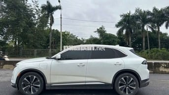 VinFast VF8 Plus 2022 Trắng