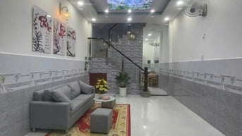 NHÀ ĐẸP 53M2, SÁT HẺM XE TẢI, 3PN, CÓ SÂN ĐỂ XE - PHẠM VĂN CHIÊU, GV