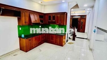 Nhà Sạch Sẻ DT 120m2 1Trệt 1Lầu 2Pn 3Wc Hẻm Xe Tải An Ninh Yên Tỉnh