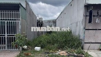 Bán đất 131m2 giá 1 tỷ Đ.Nguyễn Thị Lắng - Tân Phú Trung, SHR