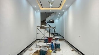 NGÃ TƯ SỞ - PHÂN LÔ QUÂN ĐỘI - ÔTÔ VÀO NHÀ - 1 NHÀ RA PHỐ - HAI THOÁNG