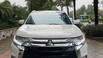 Mitsubishi Outlander 2018 2.4 Trắng