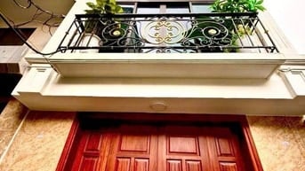 🌷🌷🌷6 #TẦNG THANG MÁY MỚI KÍNH KOONG   - NGÕ THÔNG TỨ TUNG  