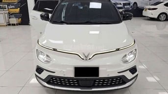 VF E34 2022 MÀU TRẮNG 1 CHỦ CÁ NHÂN