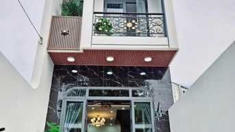 Bán nhà 1 trệt 1 lầu giá rẻ 120m2 ngay Trung tâm Thủ Dầu Một 