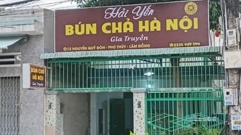 Cần nữ hỗ trợ phụ bán quán ăn, làm việc toàn thời gian.