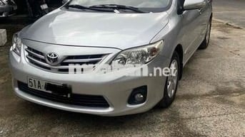 Toyota Corolla Altis 2011 1.8G CVT - 135000 km