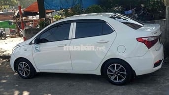 Hyundai Grand i10 2017 Sedan 1.2 MT - 200000 km