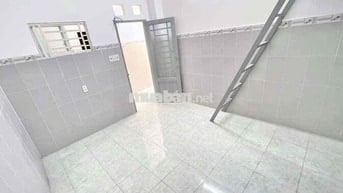 Mới trống phòng 1 gác 16m2 Free xe có khoá bảo mật vân tay