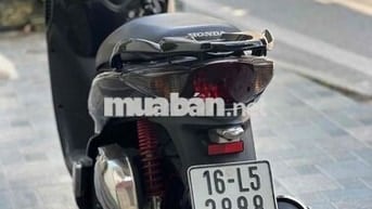 Honda SH125 nhập khẩu Ý biển VIP 2007