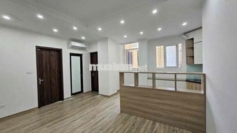 Bán gấp  CC Nam Trung Yên 70m2 2PN2VS, SĐ, 6,2 tỷ.