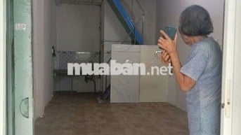 CHO THUÊ NHÀ MT D10-TÂY THẠNH TRỆT 1 LẦU TRỐNG SUỐT DT3.5*8M