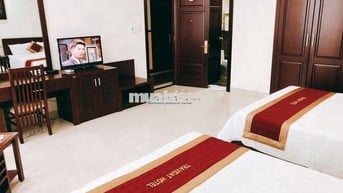 phòng 2 giường riêng .khách sạn sang trọng,ở ghép 2 người nam