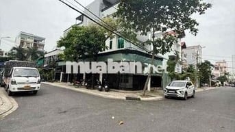 cho thuê tòa nhà phạm Đức sơn p16q8 DT150m giá 40tr