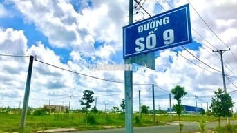 Bán cặp nền đường số 9- Vạn phát Sông Hậu 160m2
