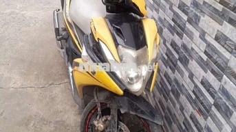 Yamaha Nouvo màu Vàng đen