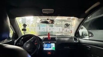 Kia 2011  - 100000 km