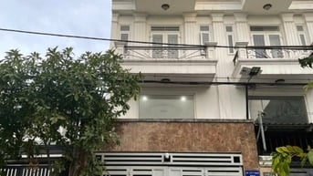 Chủ bán gấp nhà 122 Thạnh xuân 22, P. Thạnh xuân, Q12, 4 tầng chỉ 6ty9