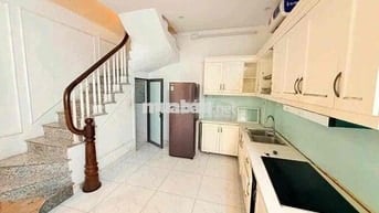 DT 34 M x6 TẦNG MT 4,2 M  phố Thuỵ khuê gồm 3 ngủ