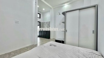 Studio cửa sổ, full nội thất rộng 35m2 giá 5tr gần landmark 81