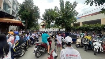 QUÁN ĐẸP SANG RẺ QUÁN TRÀ SỮA ĂN VẶT Đối diện cổng trường họ