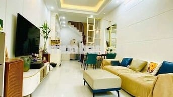 BÁN NHÀ RIÊNG VTP - 35M2 - 5 TẦNG - FULL NỘI THẤT XỊN SÒ - Ô TÔ ĐỖ CỬA