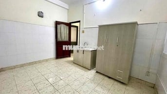 Phòng full nội thất 20mv ngay vòng xoay chợ Thủ Đức