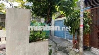 Nhà cấp 4 diện tích 120m2(Chính chủ)