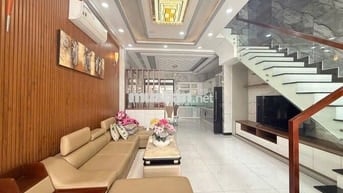 BÁN NHÀ MỚI 4 T- LÔ NHÌ HTP- HÀNG XÓM QUẬN 7- 100M2- GIÁ NHỈNH 8 TỶ.