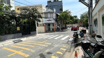 Bán nhà Thảo Điền, góc 2 mặt tiền Lê Văn Miến, 3 tầng, 186.5m2, 89 tỷ