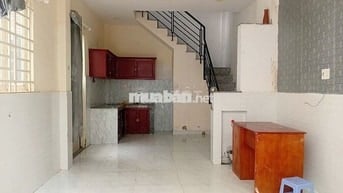 Nhà  3 Lầu 3 phòng ngủ Cách Mạng Tháng Tám HẠ GIÁ CHỐT NHANH 10 TRIỆU