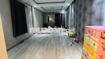 CHo thuê nhà nguyên căn mặt tiền đường Hậu giang 4x20m 3L