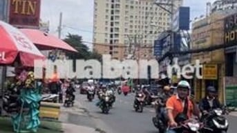 Nhà lầu 7p đường xe tải thông, giá cực rẻ