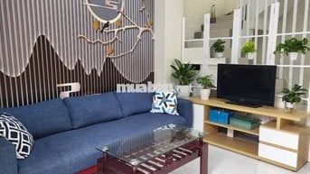 CHO THUÊ NHÀ HẺM XE HƠI THÍCH HỢP ĐỂ Ở HOẶC LÀM VĂN PHÒNG KINH DOANH