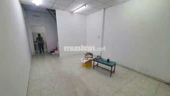 Cho thuê nhà nguyên căn.Đường Cách Mạng Tháng Tám.Phường 15.Quận 10