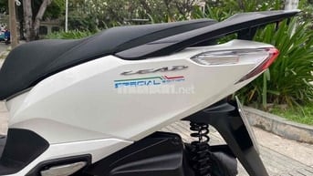 Bán Lead  2023 4val Một Đời chủ : xe Nguyên zin :