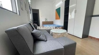 Căn hộ dịch vụ full nội thất cửa sổ trời ngay Trung tâm Bình Thạnh