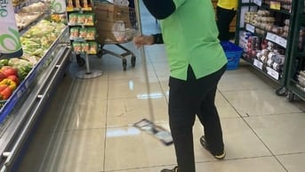 Cần ngay tạp vụ don dep vệ sinh cửa hàng kho văn phòng 