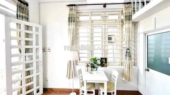 Căn hộ Duplex sân vườn siêu rộng ngay chân cầu Bình Lợi