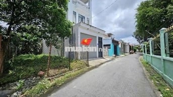 BÁN GẤP ĐẤT LÁI THIÊU 50 SÁTLOTTEMART 113m2 2ty3xx có tl nhiềuThuận An