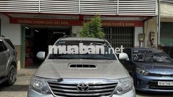 2014 2.7V TRD 4x4 - 387000 km