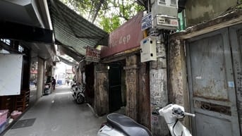 Đường Láng – Đống Đa – Ô TÔ – 84 M2 – C4 – MT 6 M – Giá 16.5 Tỷ. 