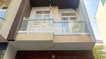 BÁN NHÀ GIÁP BÀU CÁT 4 X 10 - 4 TẦNG HIỆN ĐẠI - Ô TÔ ĐỔ CỬA NHỈNH 5 TỶ