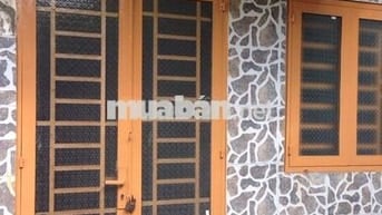 Nhà nguyên căn 32m2 gần ngã 4 Bình Phước