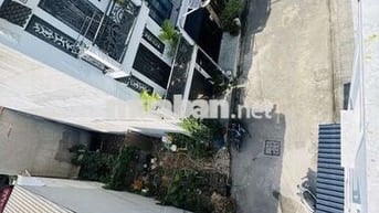 BÁN NHÀ - NGUYỄN ẢNH THỦ Q12 - HẺM OTO - 4 TẦNG - 4X11 - CHỈ 4.X TỶ